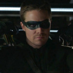 ARROW Writers Talk Serums, Masks and The Flash 
